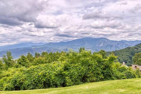 The Great Escape - Min From Parkway With Hot Tub Villa Gatlinburg Kültér fotó