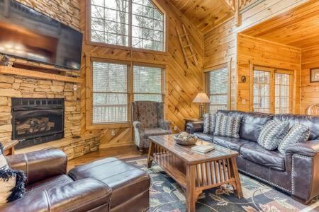 The Great Escape - Min From Parkway With Hot Tub Villa Gatlinburg Kültér fotó